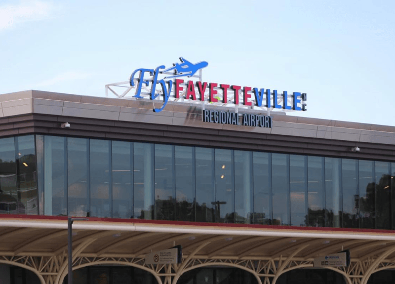 Fayetteville Regional Airport (FAY) Transportation Service with Professional Chauffeurs